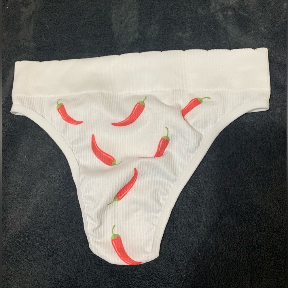 PrettyLittleThing White and Red Chili Pepper Thong